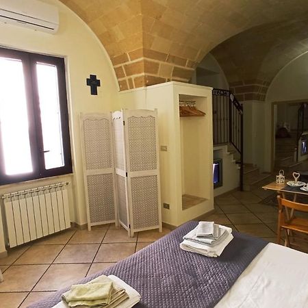 Palazzo Saraceno Apartment-Taras Taranto Eksteriør bilde