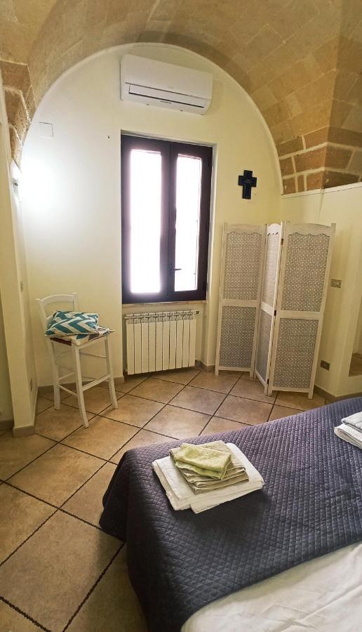 Palazzo Saraceno Apartment-Taras Taranto Eksteriør bilde
